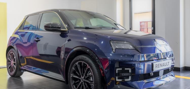 Renault 5 Electrico 003